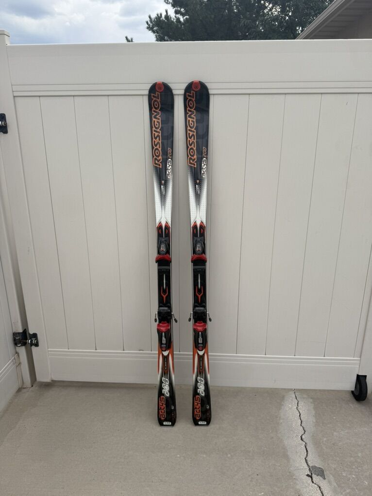 Rossignol Snow Skis