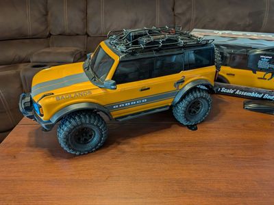 Traxxas TRX-4 2021 Ford Bronco Crawler — Brushless Hobbywing Fusion, Lights, Extra New Body