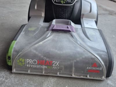 VACUUM Bissell Pet Pro