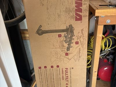 Yakima FullTilt 4 Bike Hitch Rack #02462 New in box
