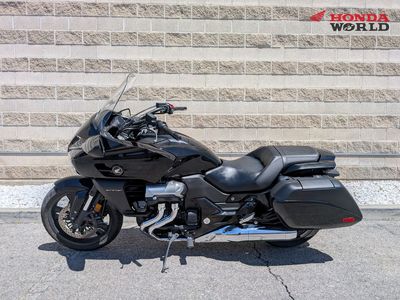 2014 Honda CTX1300