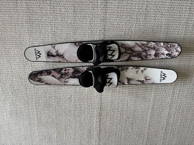 Ski Addiction Tramp Skis
