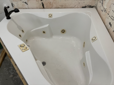 Bathroom Jacuzzi
