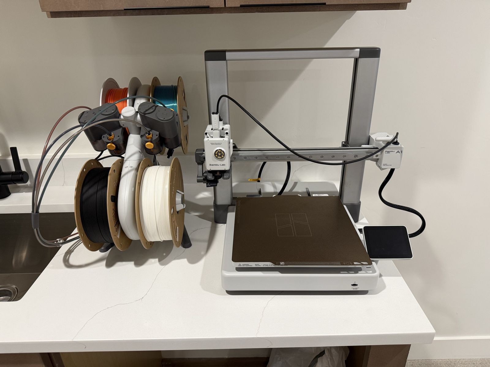 Bambu A1 3d Printer with AMS Light