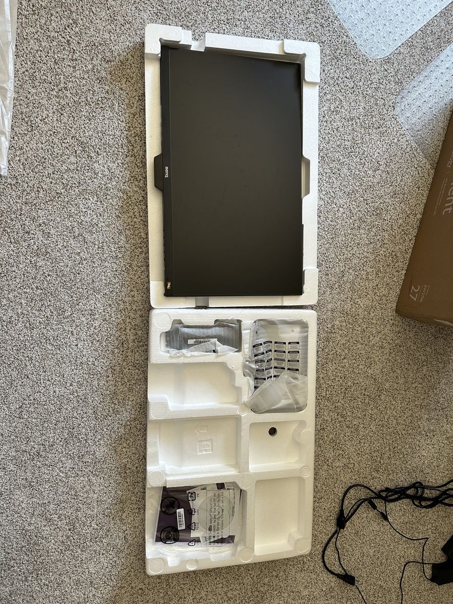 2 BenQ Monitors