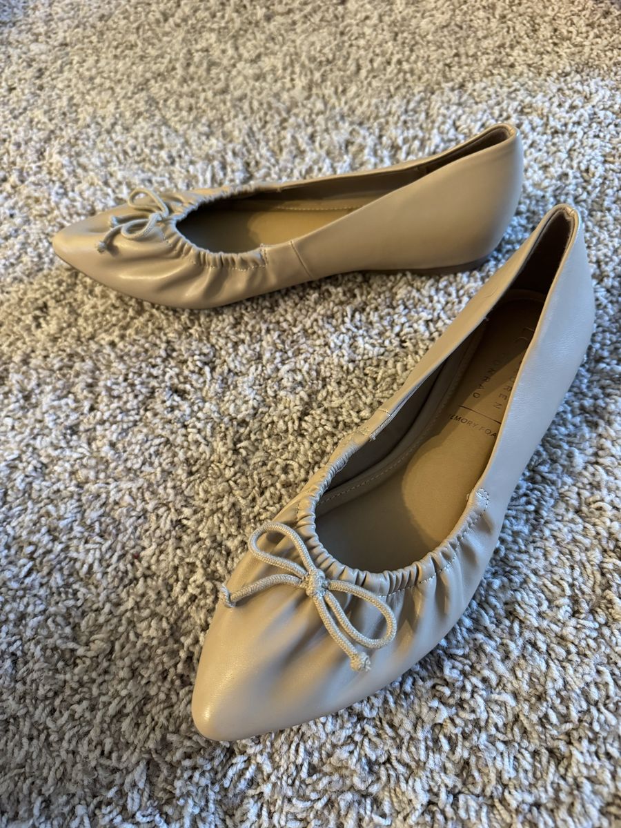 Cream Faux Leather Flats W9