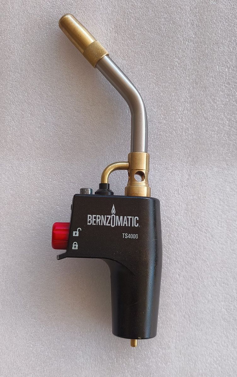 Torch Bernzomatic TS4000 Pro Series Auto Ignition, Solder Braze Plumbing