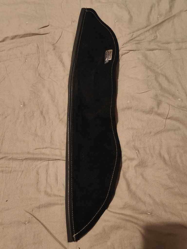 Main image 8