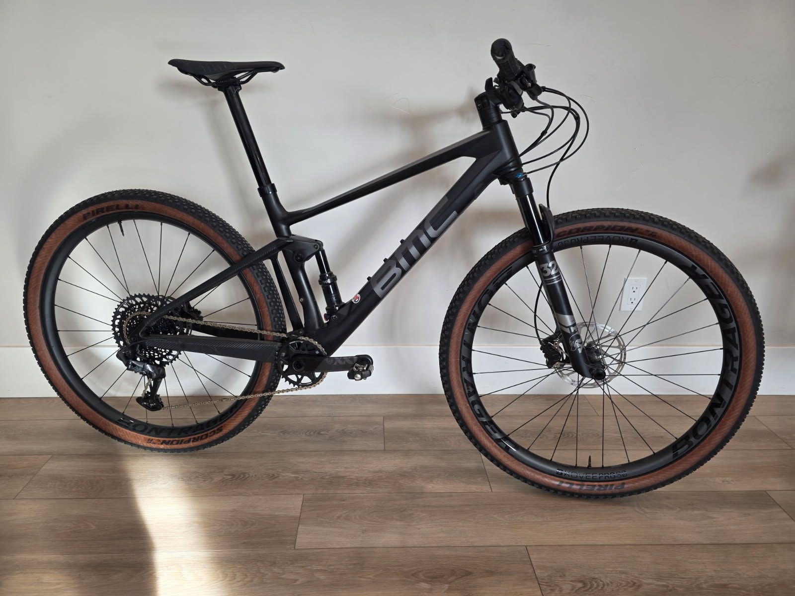 BMC Fourstroke 01 One | Medium | Excellent