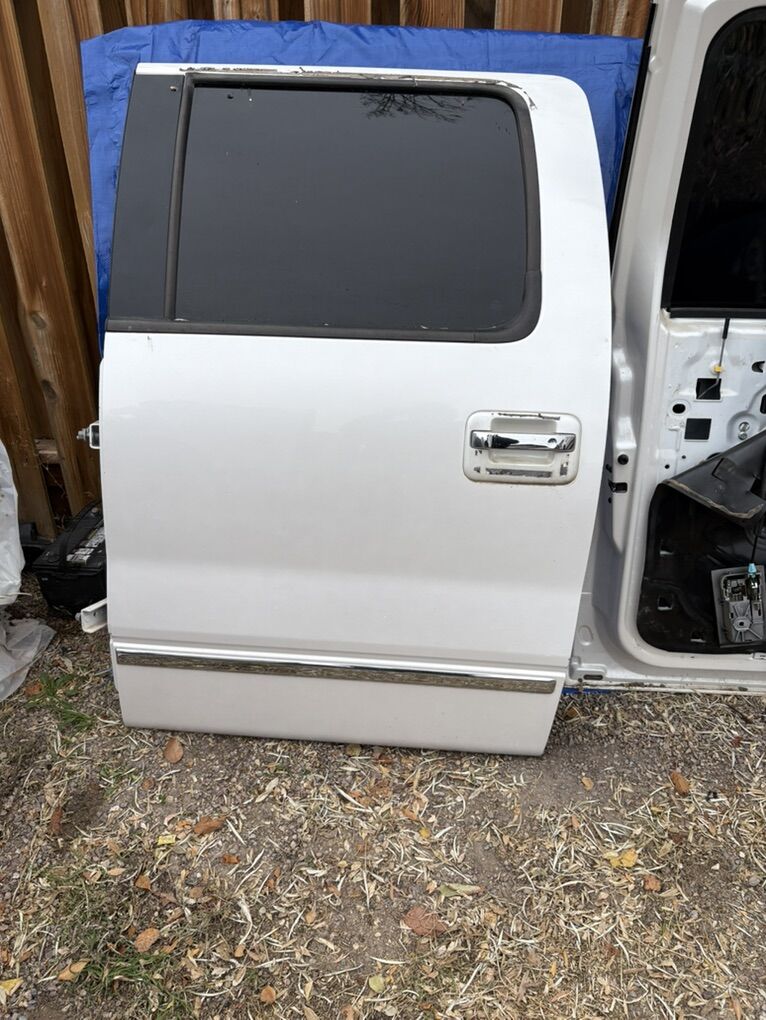 F150 Platinum Rear Driver Door 2009-2014