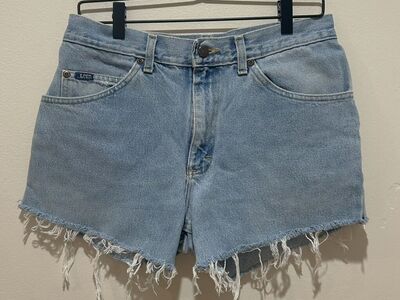 Lee Denim Blue Cutoff Jeans Shorts - Size 32/30
