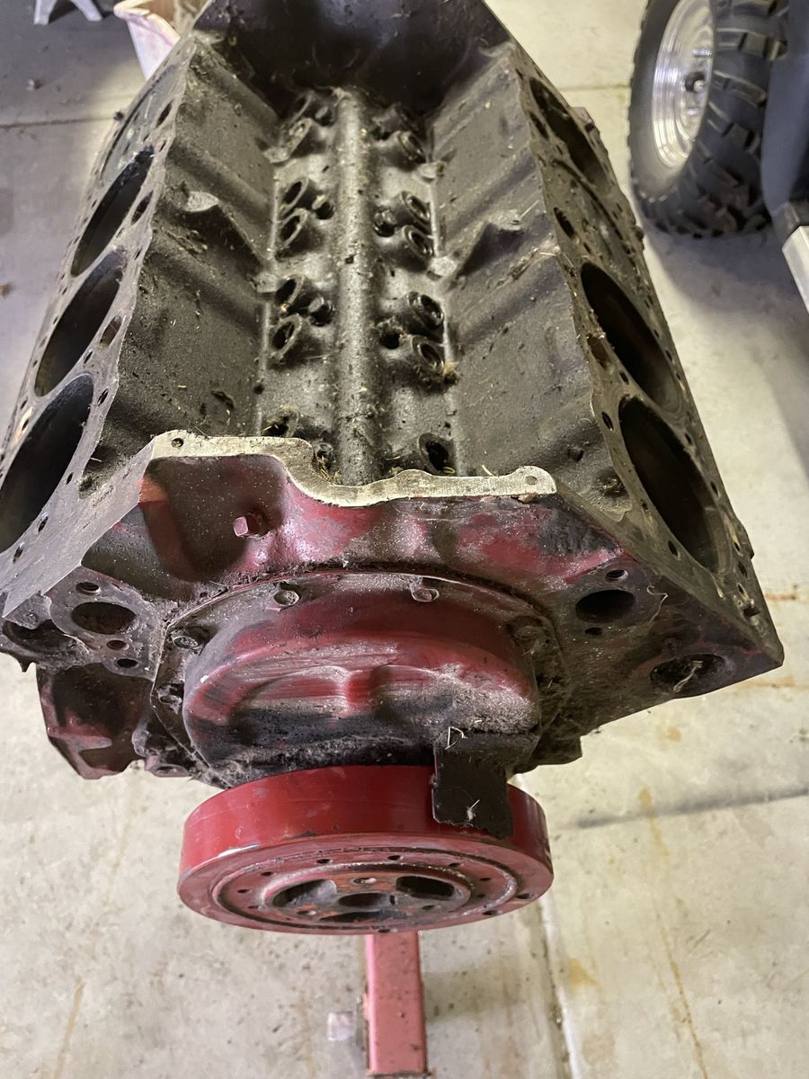 Chevy Small Block 350 Engine Block - Casting #3970010 - Main Caps and Crank Included, 4 bolt main caps. Stock bore.