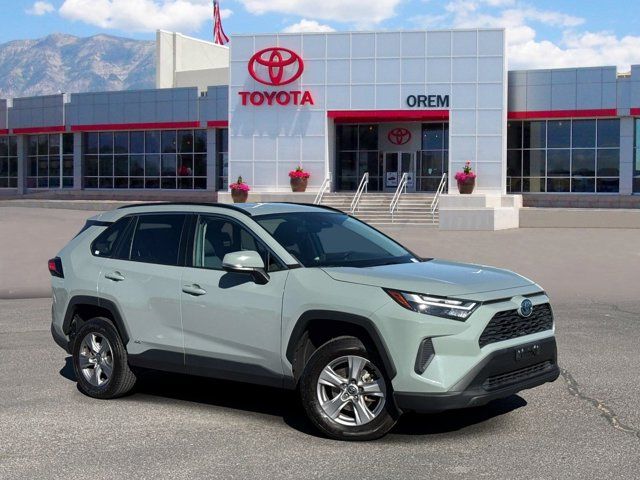 2023 Toyota RAV4 XLE