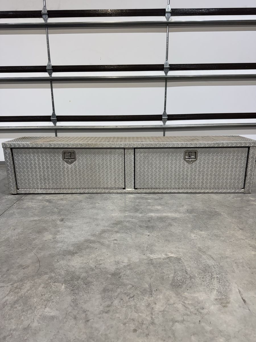 Diamond Plate Aluminum Truck Tool Box Chest 87" Long Storage Bed Mount
