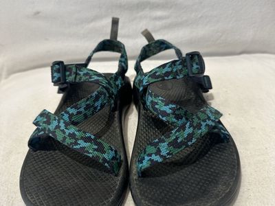 Chaco women’s size 7.5 or youth size 6 blue/green/black leopard print, hiking sandals