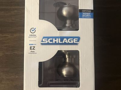 Schlage Keyed Entry Door Knob Lockset Satin Nickel