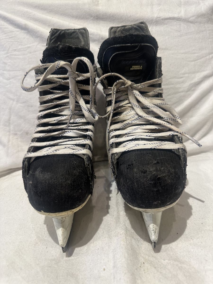 Bauer Supreme 1000 Size 5.5 Hockey Skates