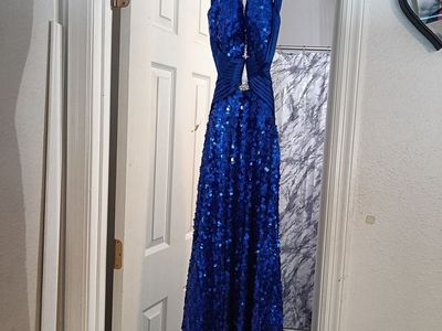 NWT La Femme Royal Blue Sequin Formal Evening Dress Size 6