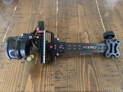 Axcel AccuTouch Carbon Fiber Dove Tail Sight