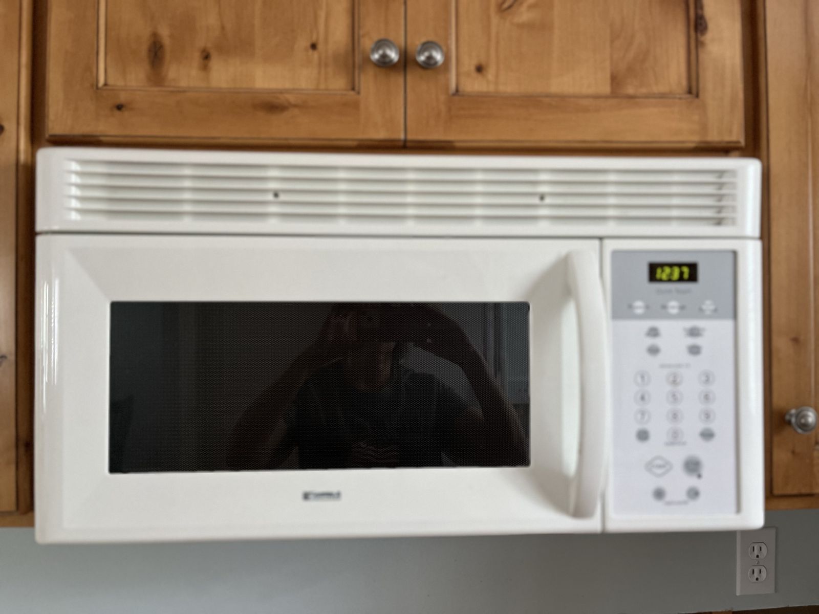 Kenmore Over-the-Range Microwave - White (Model 8872990)