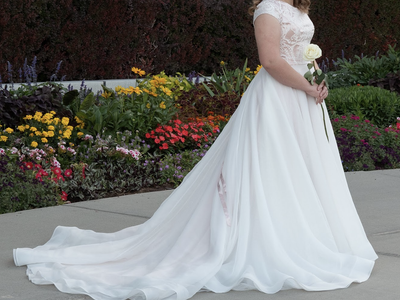 Elizabeth Cooper Design — "Holly" Bridal Gown