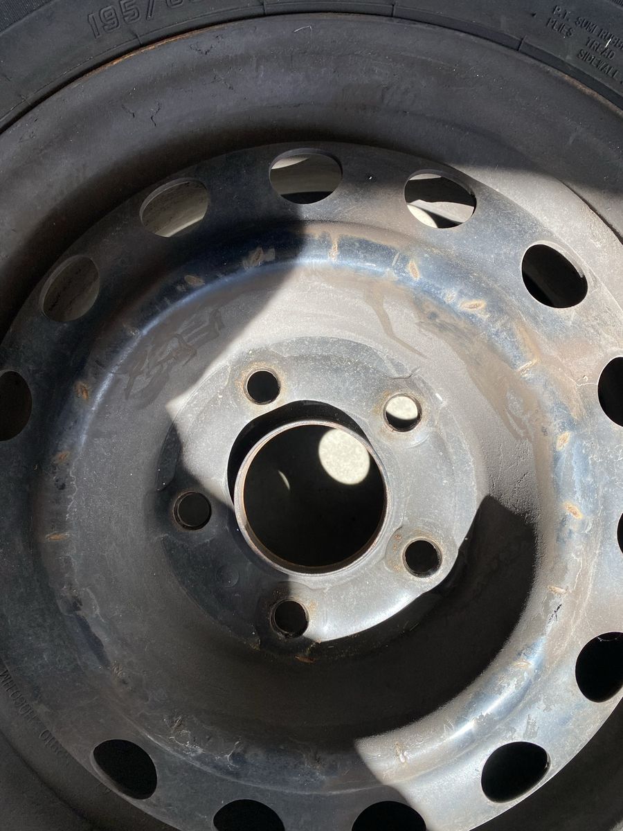 195 60R15 Tire and wheel