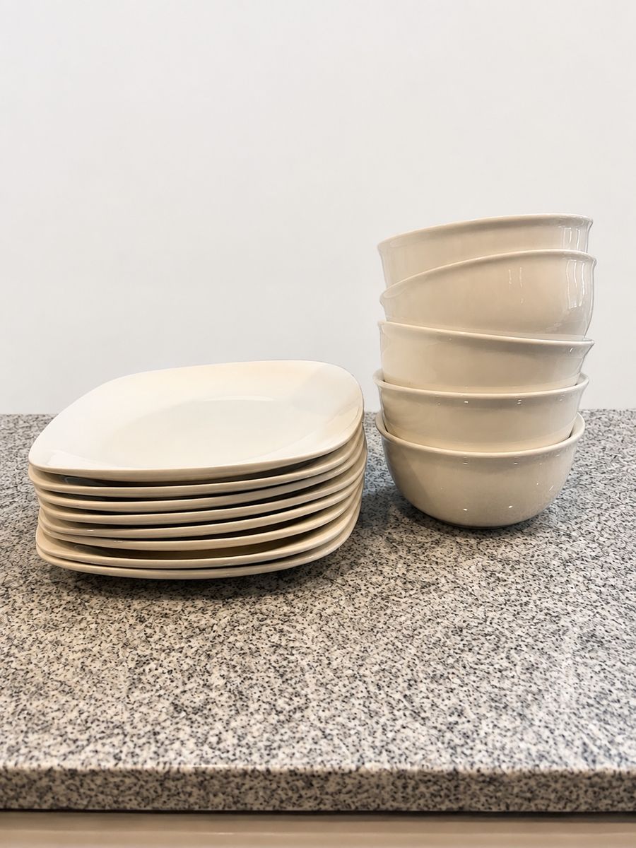 Cream Square Dinner Plates (Set of 8) & Bowls (Set of 5)