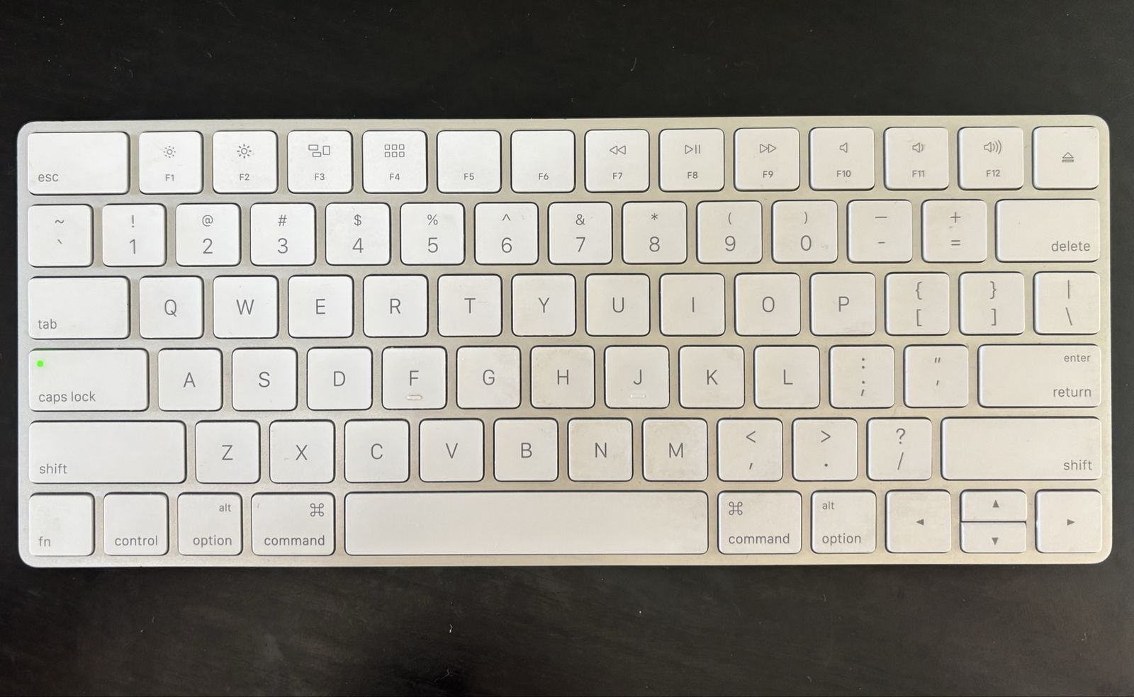 Apple OEM A1644 Magic Aluminum Keyboard Compact Wireless Bluetooth QWERTY Silver/White