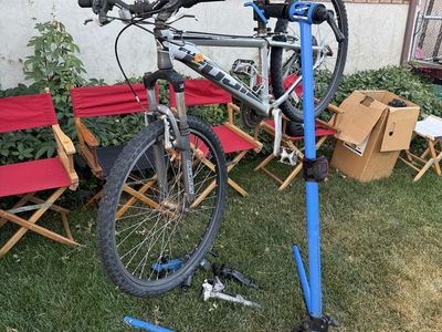 PCS 9.3 Park Tool bike maintenance stand