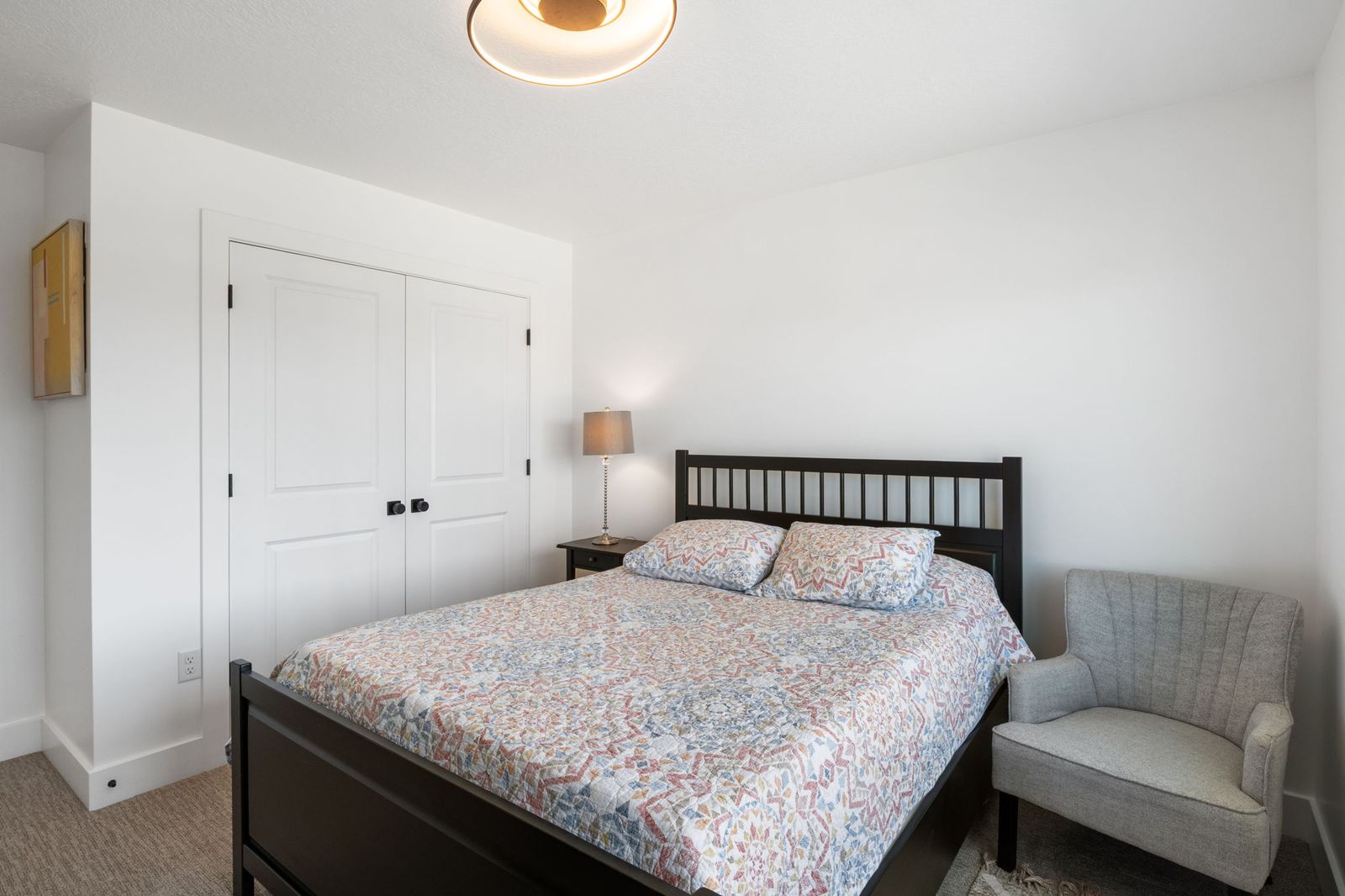 Queen size bedroom