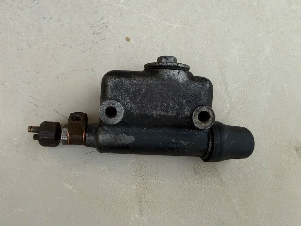 Rebuilt Brake Master Cylinder 1948-68 Willys Wagon, CJ, Pickup, and Jeepster