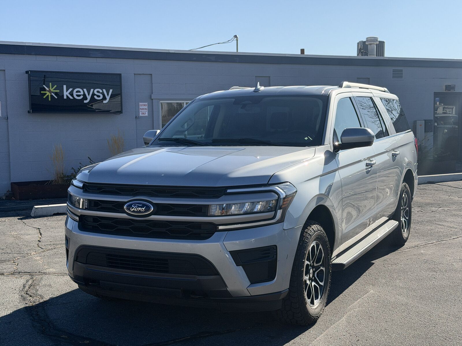 2023 Ford Expedition Max XLT