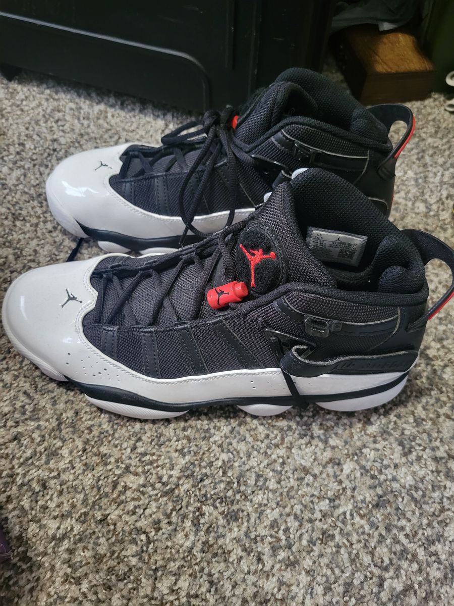 AIR JORDAN SHOES. MINT CONDITION!!!