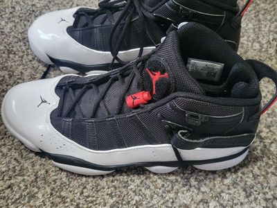AIR JORDAN SHOES. MINT CONDITION!!!