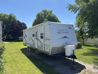 2007 Jayco 31 Foot Camp Trailer