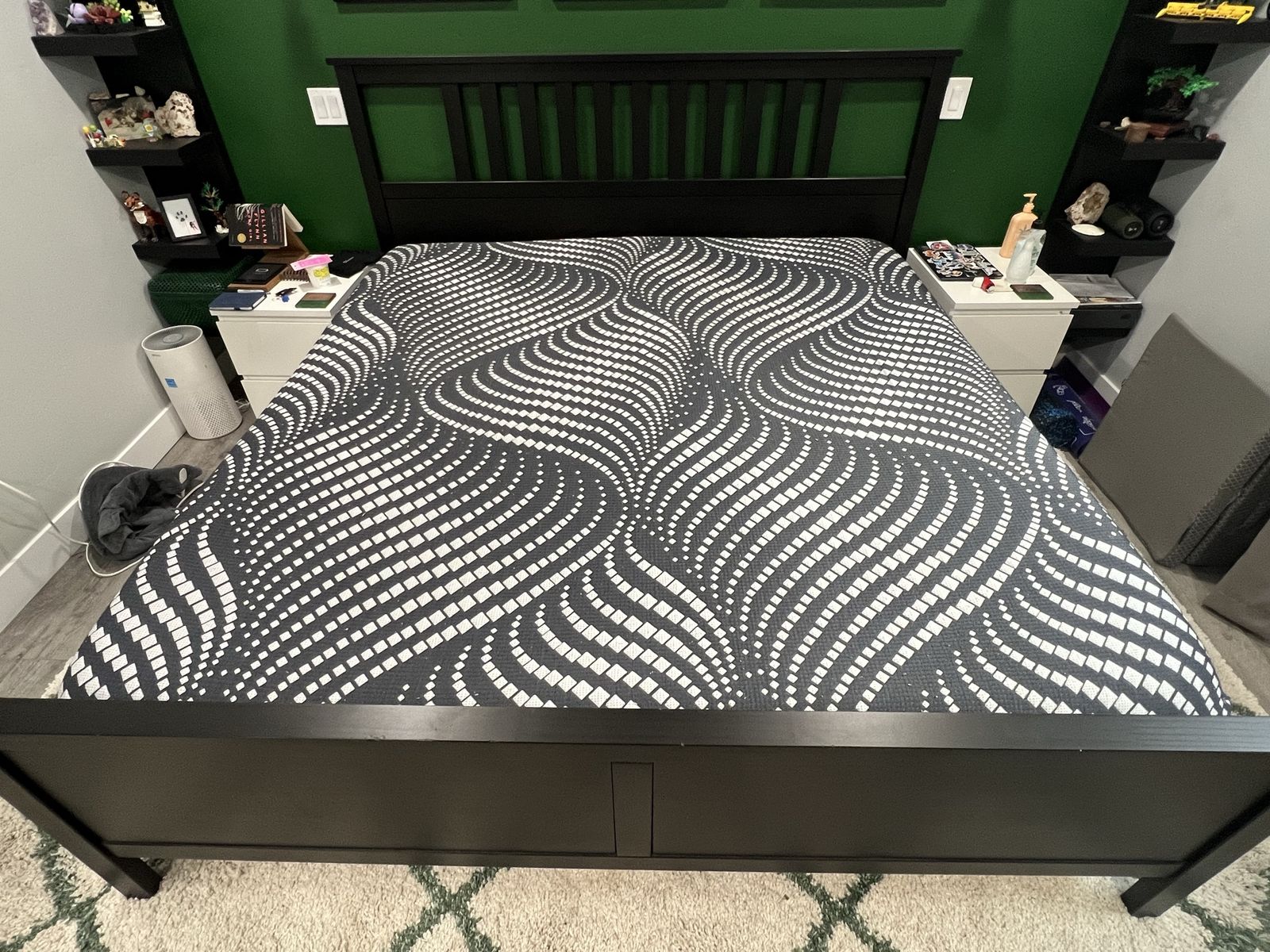 Sealy Posturepedic Plus Hybrid King Mattress with Cooling
