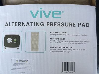 Bed care Air pad Vive Alternating Pressure Pad LVA1004 - Ultra Quiet Pump & Variable Pressure Dial for Pressure Relief