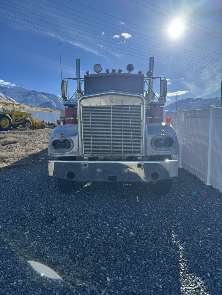 1980 KENWORTH W900