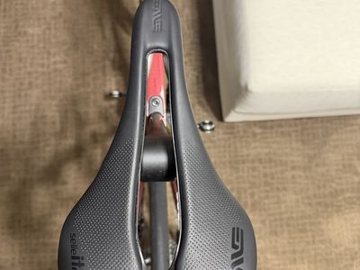 Enve Selle Italia SLR saddle 145mm, Ti rails