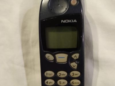 Nokia 5160 (for parts)