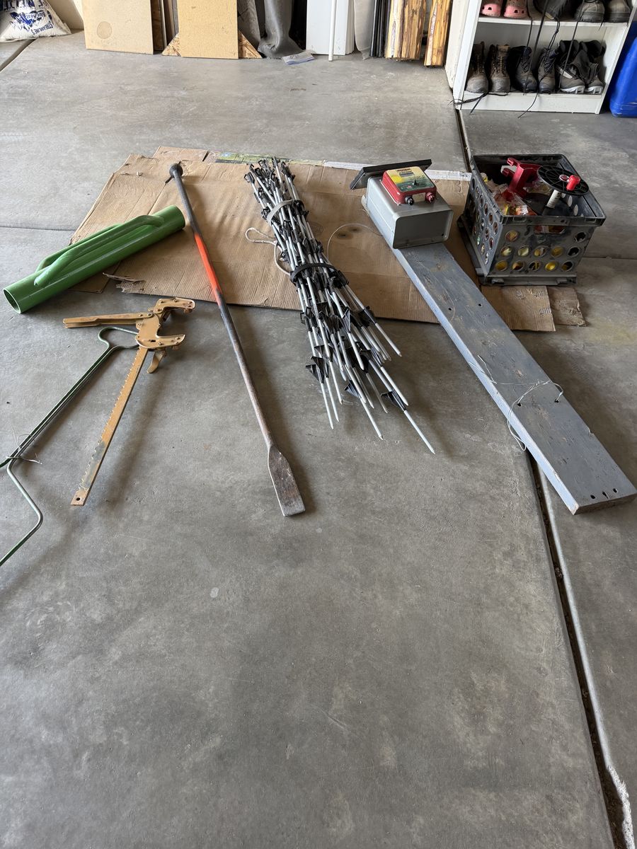 Misc. fencing equipment and supplies