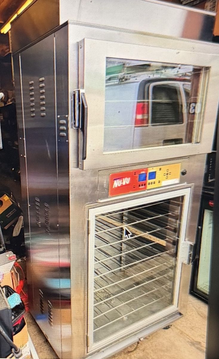 Nuvu Toastmaster Electric Convection Oven Sub-123P