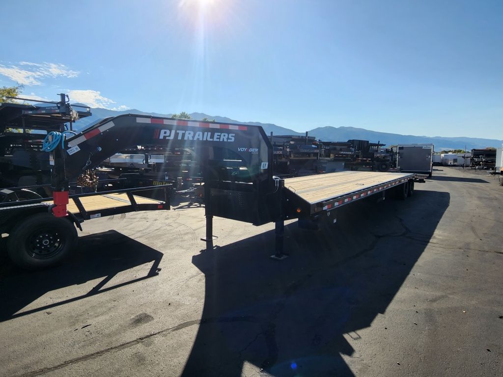 2027 PJ Trailers 40' LY1 Gooseneck 24K with Hydraulic Dove Equipment Trailer
