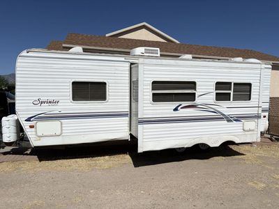 2002 Keystone Sprinter 28 ft M-260 RBS