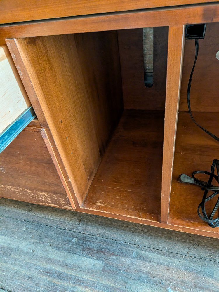 Main image 12