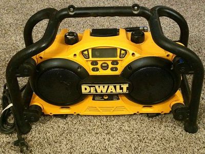 Dewalt Radio & Battery Charger