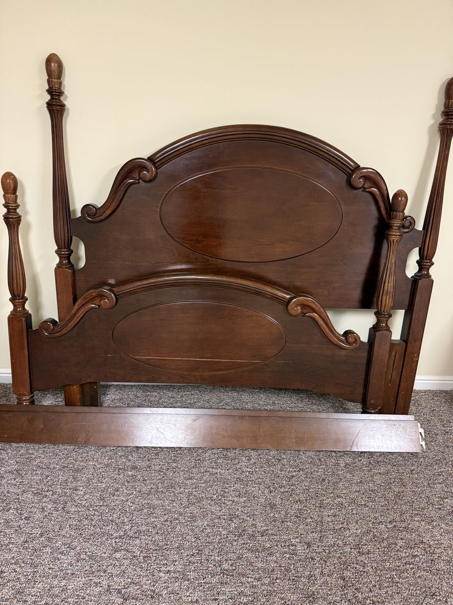 Main image 3