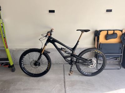 2021 YT Capra Pro Race size:XL