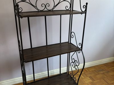 Shelf