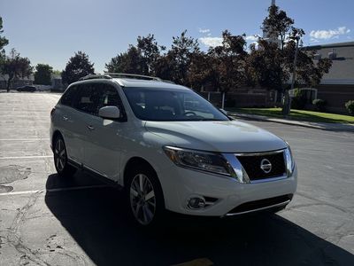2014 Nissan Pathfinder Platinum